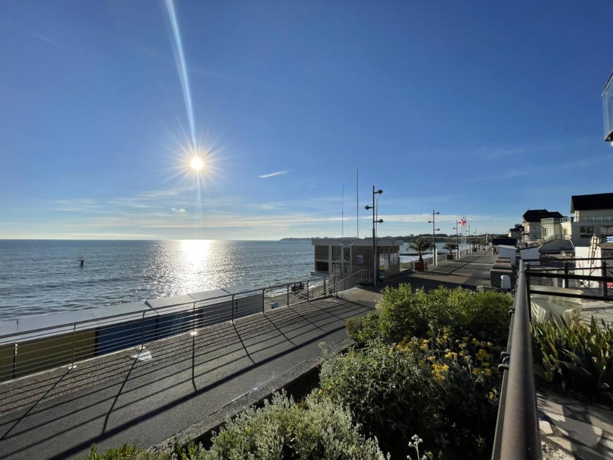 Appartement Duplex En Front De Mer Avec Terrasse - Acces Direct Plage - 2 Chambres + Cabine - Fr-1-361-456 생-페르-쉬르-메르 외부 사진